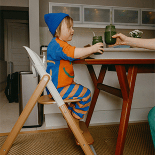 סט כסא אוכל evolve - עץ טבעי ולבן – תמונה 6